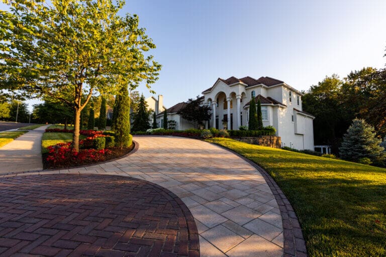 Kansas City Luxury Driveway and Landscape